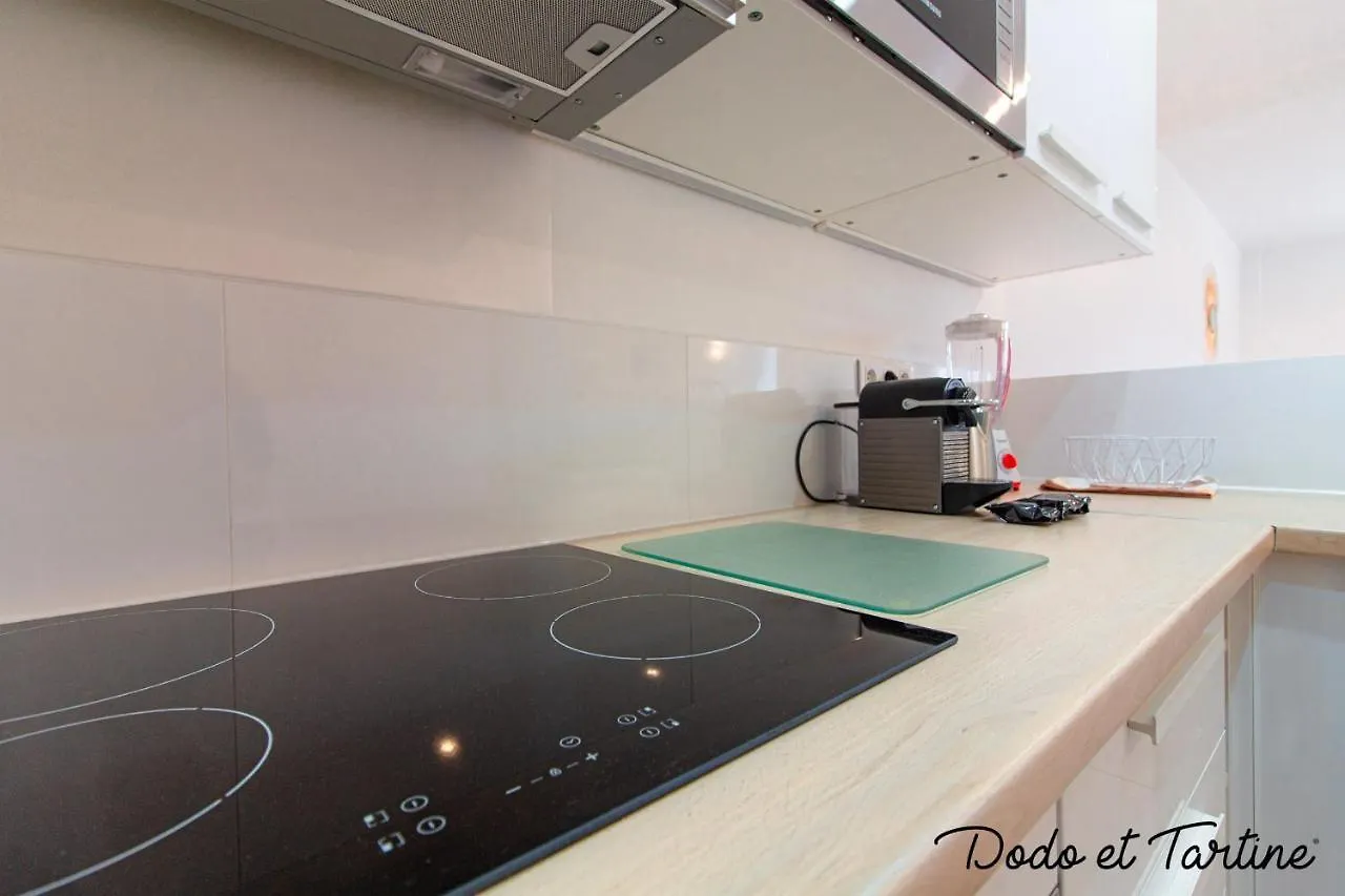 Beautiful 2 Bedroom With Balcony - Dodo Et Tartine Toulon Apartment