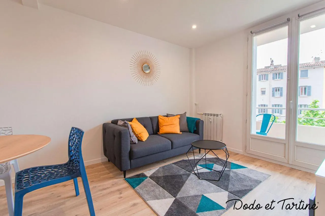 Beautiful 2 Bedroom With Balcony - Dodo Et Tartine Toulon 0*,